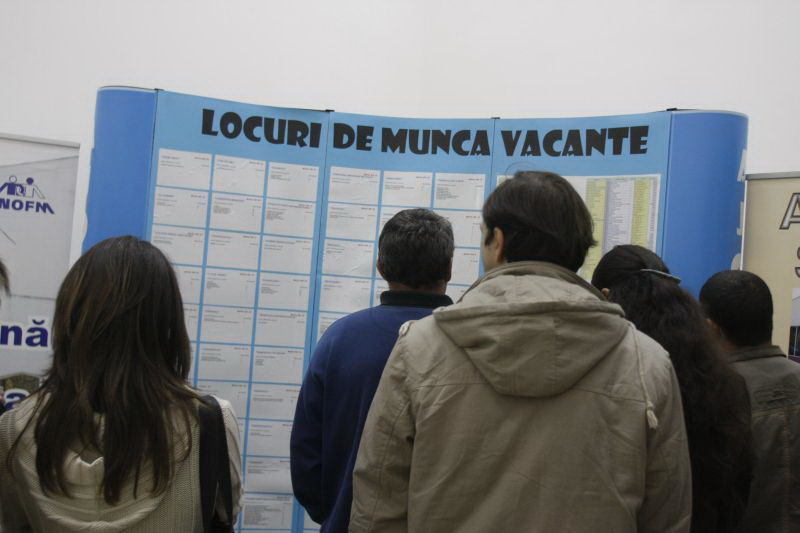 INS: În trimestrul IV 2023, în România erau 475.500 de şomeri