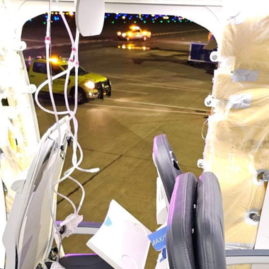 FBI a transmis pasagerilor unui avion Boeing 737 MAX 9 al Alaska Airlines că ar putea să fi fost victimele unei infracţiuni