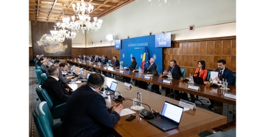 Guvernul alocă 20,1 miliarde lei pentru reabilitarea liniei feroviare Craiova-Drobeta Turnu Severin-Caransebeş şi 9,2 miliarde lei care vor asigura construirea Autostrăzii Paşcani-Suceava