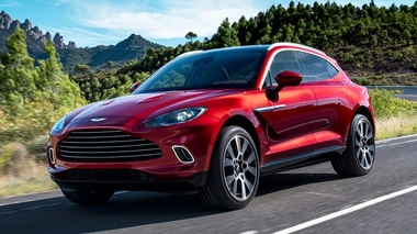 Acţiunile Aston Martin au scăzut miercuri cu peste 12% din cauza pierderilor care aproape s-au dublat în primul trimestru