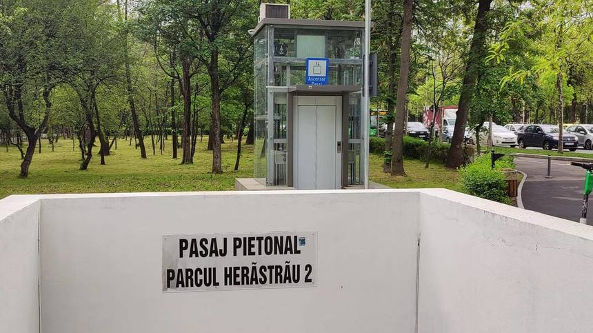 Lifturi noi în pasajul pietonal de la Piaţa Presei Libere, după vandalizarea celor vechi