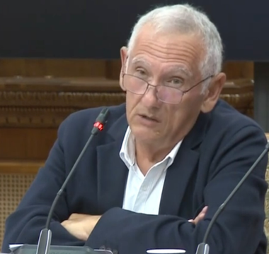 CONFERINŢA NEWS.RO ENERGY ROAD-ENERGIE LA TINE ACASĂ – Dan Pîrşan (APCE): Prosumatorii îşi doresc să afle poziţionarea statului român şi a instituţiilor din subordine care ar trebui să lucreze pentru prosumatori şi nu împotriva lor
