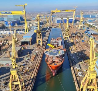 Compania Damen Holding din Olanda a deschis în instanţă procedura falimentului pentru firma care operează şantierul naval de la Mangalia / Reacţia ministrului Economiei