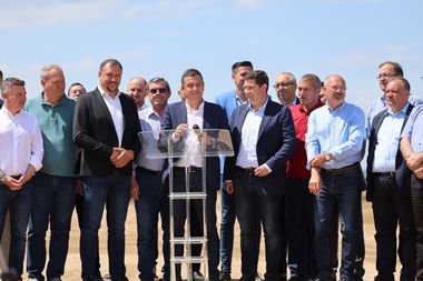 Sorin Grindeanu, ministrul Transporturilor: Necesarul de fonduri pentru marile proiecte de infrastructură se ridică la 70 de miliarde de euro. Una dintre soluţii este parteneriatul public-privat
