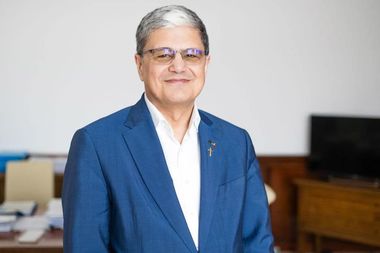 Marcel Boloş anunţă organizarea unei noi ediţii a programului Fidelis în perioada 18-28 iunie / Ministrul Finanţelor a spus că, de luni, începe şi o nouă tranşă de Tezaur
