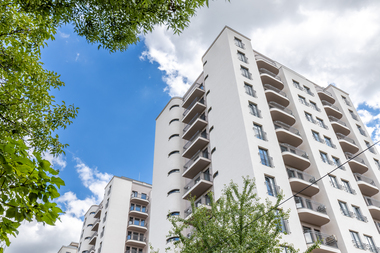 INS: În primele cinci luni ale anului, au fost eliberate 14.050 de autorizaţii de construire pentru clădiri rezidenţiale, în scădere cu 0,5% faţă de perioada similară din 2023