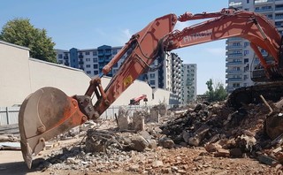 Garda de Mediu: Protecţia mediului se aplică şi când demolezi o casă, nu numai când construieşti / Amendă de 15.000 de lei pentru o firmă din Bucureşti

