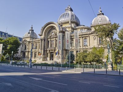 CEC Bank anunţă că oferă credite ipotecare imobiliare cu dobândă fixă de 5,55%, în primii 5 ani, celor care încasează veniturile de la bancă