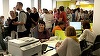 Companiile din Ucraina angajează mai multe femei şi adolescenţi, pe fondul penuriei de forţă de muncă