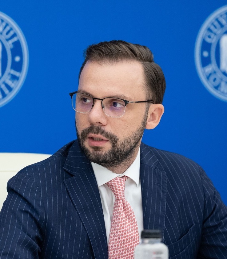 Conferinţa „RoInvest” –  Mihai Precup: În toate şedinţele Comitetului de supraveghere macroprudenţială de la BNR concluzia univocă a fost că bancarizarea a scăzut la nivel naţional, companiile cu capitaluri proprii fiind una dintre marile provocări - VIDEO
