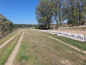 UPDATE - Apele Române continuă intervenţiile în zonele vulnerabile / Diguri provizorii pentru a stopa apa în cazul unei breşe / Peste 400 de saci pe braţul Borcea / Debitul Dunării poate ajunge la 9500 mc/s. / Comandament energetic