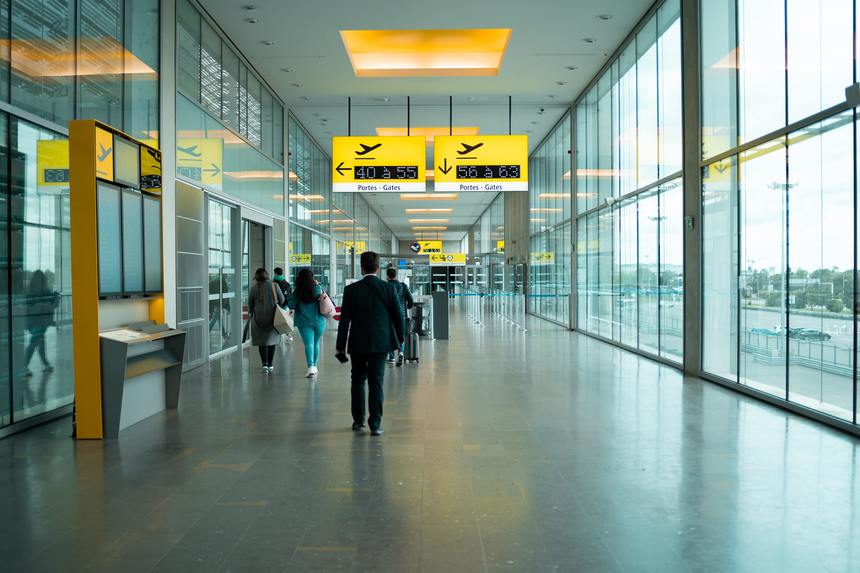 Aeroportul Internaţional Chişinău a atins un nou record istoric de 3,09 milioane de pasageri în primele nouă luni ale anului, în creştere cu 42%