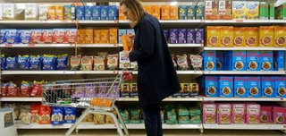 Asociaţia Marilor Reţele Comerciale din România respinge categoric orice masură de plafonare asupra produselor alimentare, ”întrucât intervenţiile de acest gen fac foarte rău pieţelor pe întregul lanţ alimentar”