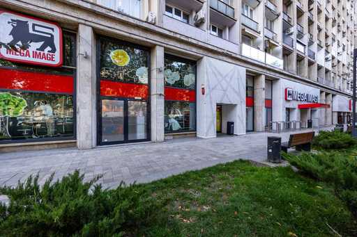 Fostul magazin Eva din centrul Capitalei a fost vândut, tranzacţie evaluată la 8 milioane euro