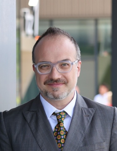 Ionuţ Ţaţa (Iceberg Plus) vine la evenimentul News.ro "IMM-urile, oxigen pentru România" cu un nou concept - “Dincolo de finanţare”: Obţinerea fondurilor este doar primul pas spre succesul unei afaceri

