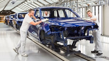 Slovacia, ”Detroit-ul Europei”, şi-a construit o industrie auto înfloritoare, dar tarifele lui Donald Trump îi pun în pericol succesul