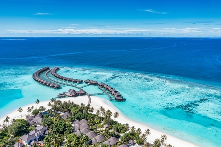 Maldive îşi propune să obţină 5 miliarde de dolari din turism în 2025, după un an record în 2024