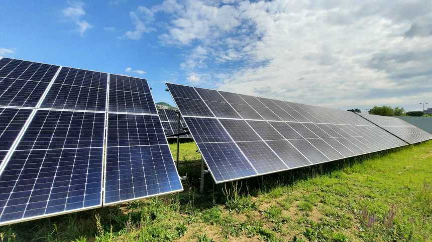 Energia solară a reprezentat un sfert din producţia de electricitate în Ungaria în 2024