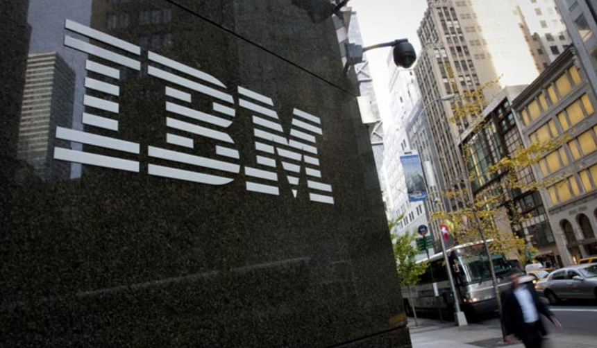 Creştere de aproape 13% a acţiunilor IBM, cea mai bună evoluţie zilnică din 2000, susţinută de câştigurilor puternice