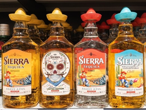 Producătorii mexicani de tequila, îngrijoraţi de ameninţarea tarifelor impuse de SUA