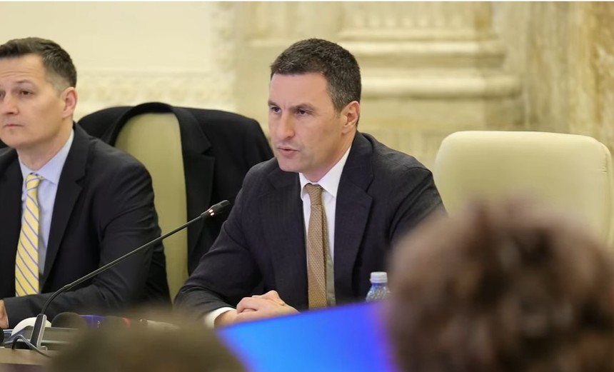 Ministrul Finanţelor, întrebat despre Fondul de rezervă: Nu există / Avem banii pentru alegeri şi, într-adevăr, avem o sumă pentru forţă majoră, dar chiar o sumă mică / Ce spune despre deficit

