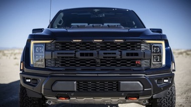 SUA deschid o anchetă referitoare la aproape 1,3 milioane de camionete Ford F-150, din cauza schimbării neaşteptate a treptelor de viteză