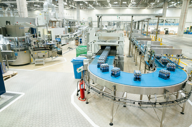PepsiCo inaugurează un centru de training la fabrica din Dragomireşti-Deal, pentru formarea studenţilor şi a angajaţilor, unde compania produce până la 1 milion de sticle de băuturi pe zi