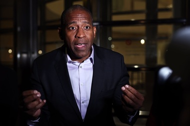 Donald Trump a comutat condamnarea fondatorului Ozy Media, Carlos Watson, de aproape 10 ani de închisoare
