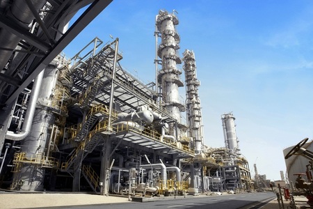Noile tarife impuse de Donald Trump riscă să agraveze criza din sectorul petrochimic global