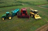 Tarifele vamale provoacă haos în industria utilajelor agricole din SUA şi Canada
