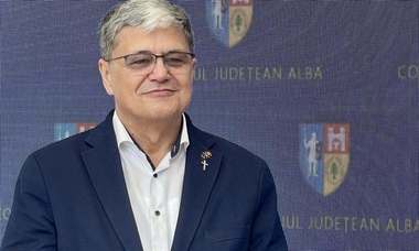 Marcel Boloş, vizită în judeţul Alba: Oriunde te uiţi în judeţ, vezi şantiere, echipamente noi, clădiri reabilitate sau afaceri care se dezvoltă cu sprijinul fondurilor europene  / Autorităţile din judeţ au depus peste 860 de proiecte

