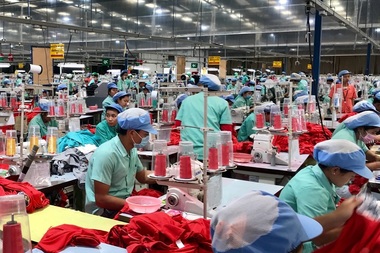 Cambodgia, lovită de cel mai dur tarif impus de Trump, dar producţia nu va reveni în SUA, avertizează industria