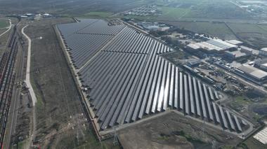 Producătorul de ţevi TenarisSilcotub finalizează construcţia unui parc fotovoltaic de 20 de MW, pentru oţelăria electrică din Călăraşi, investiţie de  21,5 milioane dolari