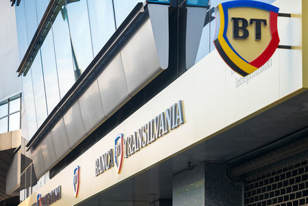 Grupul Banca Transilvania se extinde în Republica Moldova printr-o nouă achiziţie. Victoriabank, din Grupul BT, cumpără Microinvest, cea mai mare companie de creditare non-bancară din Republica Moldova