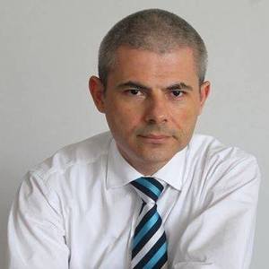 Remus Vulpescu a fost numit director general al Bursei de Valori Bucureşti, cu mandat de patru ani. Acesta a fost şef al Corpului de control al fostului premier Victor Ponta şi consilier onorific al fostului premier Mihai Tudose