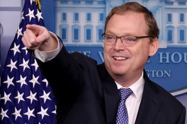 Consilierul lui Trump Kevin Hassett susţine că ”recesiunea este exclusă” şi anunţă ”oferte uimitoare” de acorduri comerciale