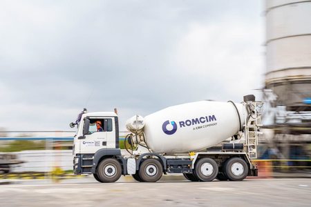 Romcim achiziţionează două unităţi de producţie de beton în judeţul Iaşi