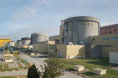 Centrala nucleară din Cernavodă va funcţiona la putere redusă în perioada sărbătorilor pascale