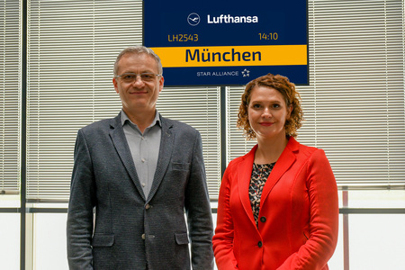 Consiliul Judeţean Bihor a semnat contractul cu Lufthansa pentru operarea zborurilor Oradea – München. Compania aeriană germană va opera trei curse săptămânale, dus-întors, din 1 iunie
