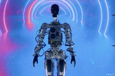 Roboţii umanoizi Optimus ai Tesla, afectaţi de restricţiile Chinei privind exportul de pământuri rare, spune Elon Musk