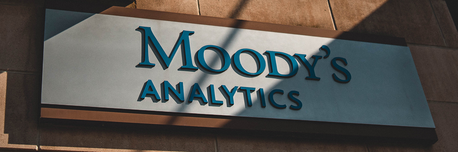 Moody's Analytics: România ar trebui să acţioneze „foarte urgent” pentru a accelera reducerile bugetare. Deficitul pentru 2025 este estimat la 8,4% din PIB 