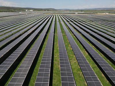 Sebastian Burduja: A fost finalizat cel mai mare parc fotovoltaic finanţat prin PNRR de Ministerul Energiei! 60 MW pentru energia României!