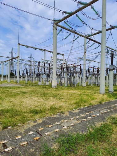 Electromontaj Carpaţi Sibiu semnează două contracte cu Transelectrica de peste 142 milioane lei fără TVA, pentru modernizarea staţiilor electrice Calafat şi Ostrovu Mare