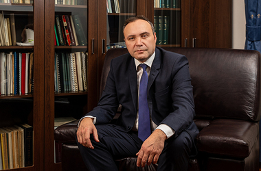 Eveniment News.ro - Energy road - Energie la tine acasă - Ediţia a VII-a - Dumitru Chisăliţă (Romgaz): De anul trecut avem o creştere cu peste 22% a producţiei în zăcământul Caragele / Pe structura Caragele sunt în exploatare 21 de sonde 
