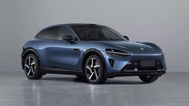 Xiaomi a lansat la Beijing SUV-ul YU7, un rival direct pentru Tesla Model Y