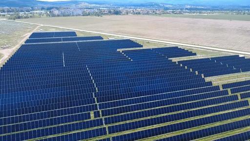 Grupul PPC achiziţionează un parc fotovoltaic în construcţie, de 88 MW, din Bulgaria