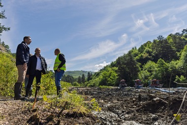 Ministrul Economiei Bogdan Ivan: Intervenim acum pentru ca Salina Praid să revină cât mai rapid în circuitul turistic şi economic! Este un moment critic, deci intervenim cu măsuri clare, finanţare urgentă şi o planificare clară.