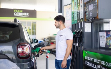 STUDIU MOL: Vârsta medie a vehiculelor în Europa Centrală şi de Est a depăşit 12 ani, iar aproape jumătate dintre respondenţi conduc maşini mai vechi de un deceniu