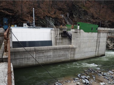 Ministerul Mediului intenţionează să emită acordul de mediu pentru Amenajarea Hidroenergetică Livezeni Bumbeşti / Lucrările au început în 2004 şi s-au oprit în 2012, la 87% / Studiul impactului asupra mediului a fost refăcut