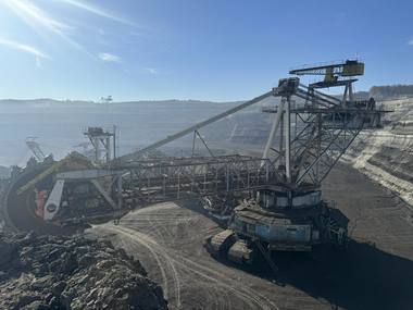 Guvernul a aprobat un ajutor de peste 279 de milioane de lei pentru Complexul Energetic Oltenia / Burduja: România îşi asumă cu responsabilitate tranziţia energetică, dar o face realist, cu cap, fără a periclita securitatea energetică a românilor